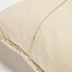 ZITA Housse De Coussin 100% Coton Effet Fourrure 50x50cm 7 ZITA Housse De Coussin 100% Coton Effet Fourrure 50x50cm -Meubles Soldes Magasin housse de coussin 100 coton effet fourrure 50x50cm kave home zita 2