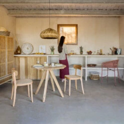 ROMANE Lot De 2 Chaises Bistrot En Bois Massif Et Rotin -Meubles Soldes Magasin lot 2 chaises bistrot bois massif rotin kave home romane 7