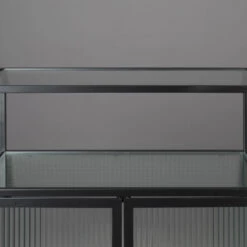 BOLI Vitrine 2 Portes En Métal Et Verre Trempé 105x65cm -Meubles Soldes Magasin vitrine 2 portes metal verre trempe 105x65cm dutchbone boli 4